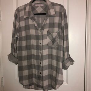 Billy T Long Sleeve Button Down Checkered Top Size Large